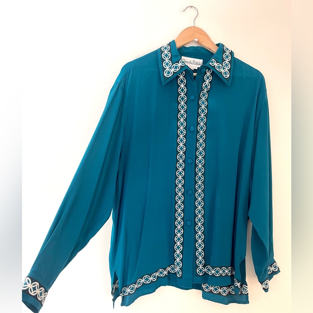 Vintage 80’s Diane Von Furstenberg rare silk blouse